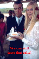 Wedding 071170 x - Diana Bil sharing cake-th